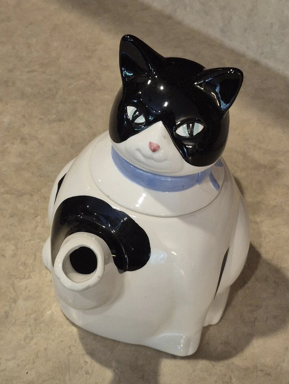 Black and White Cat Teapot with Blue Collar - Ceramic Pet Décor Unbranded